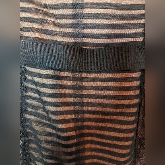 BCBG black and nude lace overlay strapless dress - size 10 NWT - Picture 6 of 16